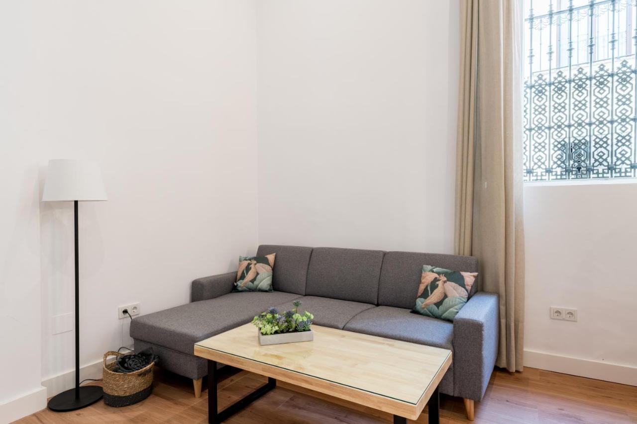 Apartamentos Leoncillos Sevilla Exteriör bild