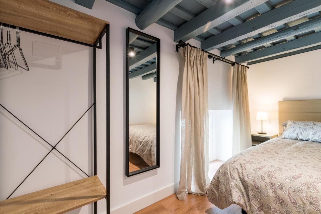 Apartamentos Leoncillos Sevilla Exteriör bild