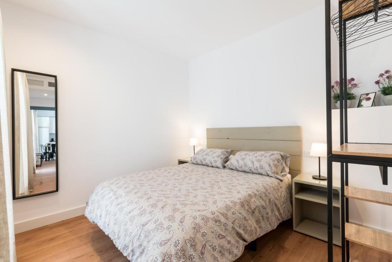 Apartamentos Leoncillos Sevilla Exteriör bild