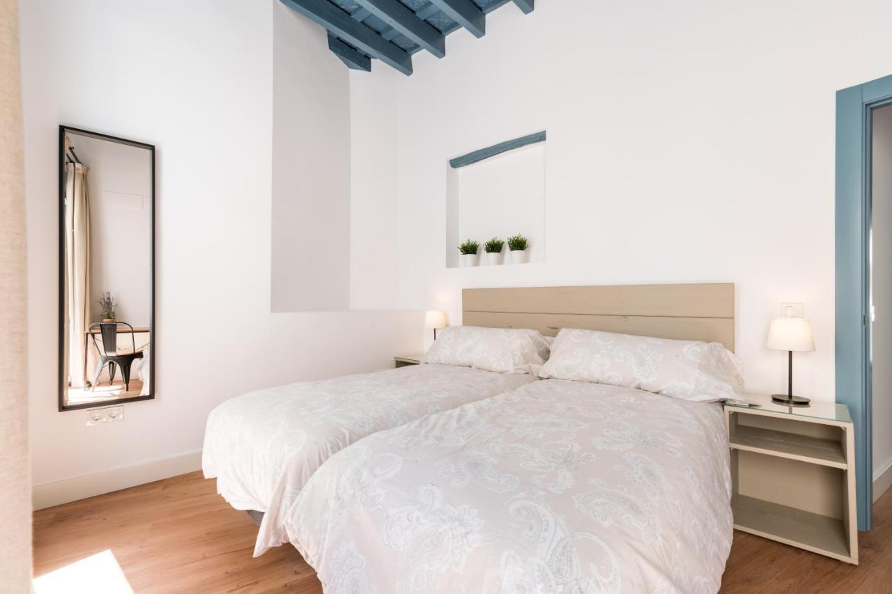 Apartamentos Leoncillos Sevilla Exteriör bild