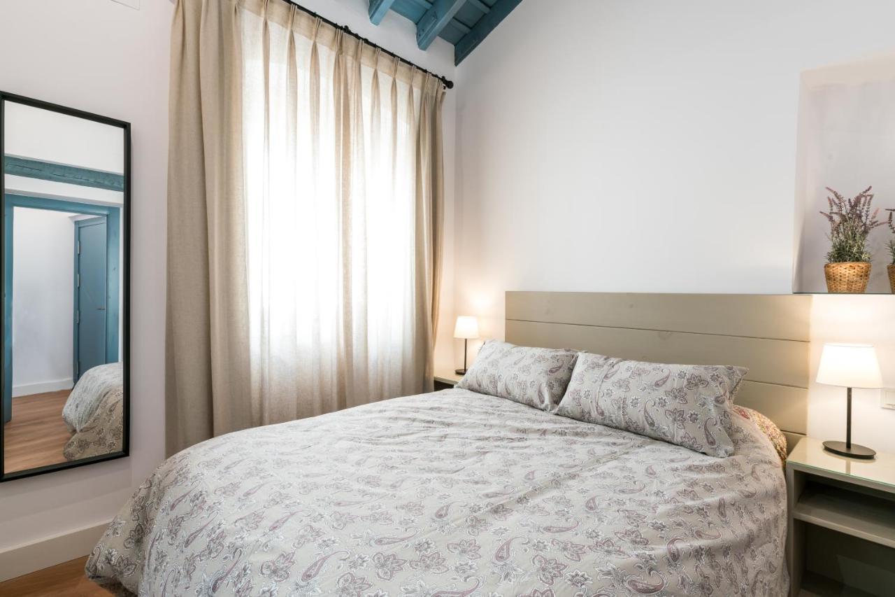 Apartamentos Leoncillos Sevilla Exteriör bild
