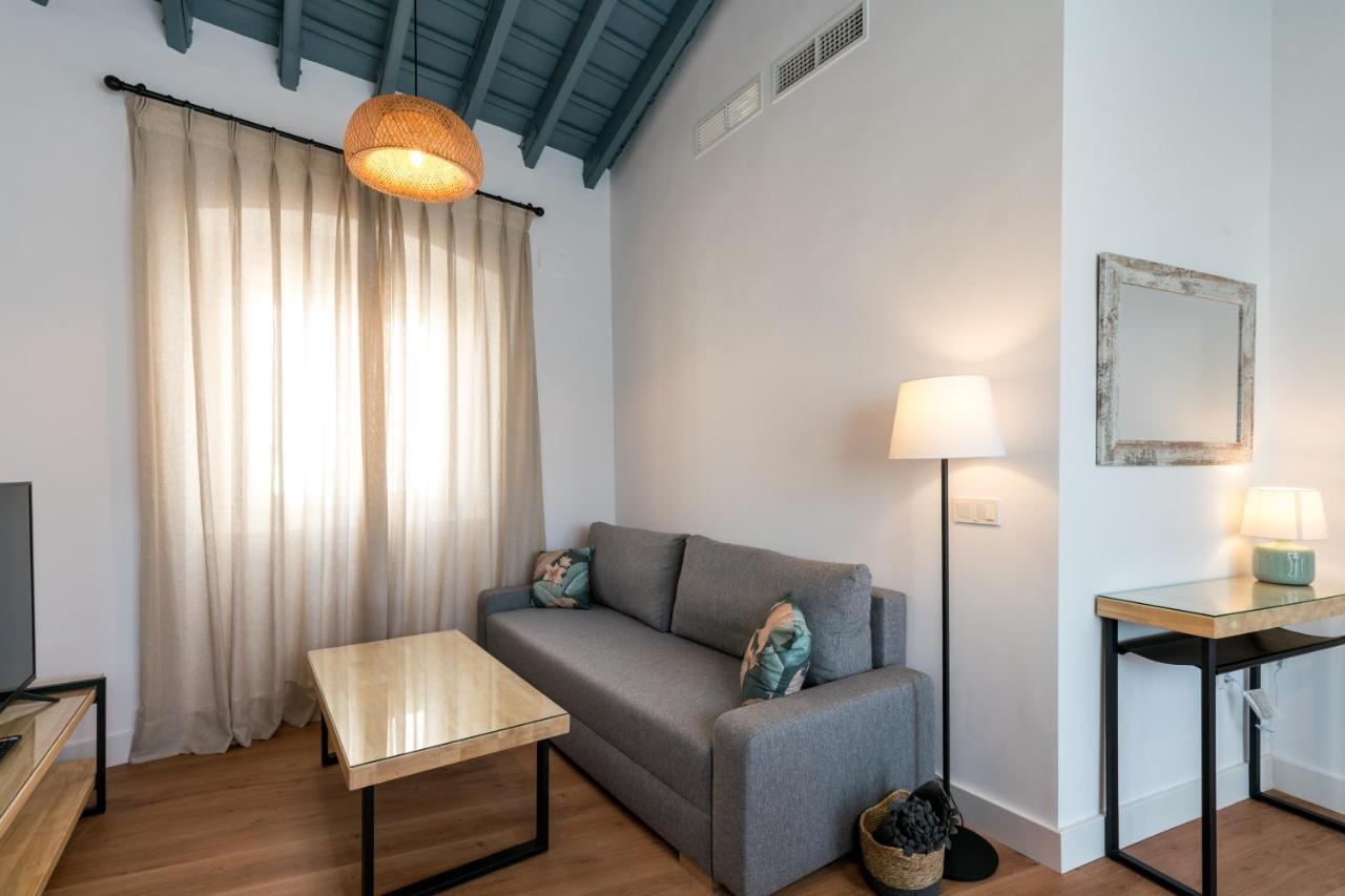 Apartamentos Leoncillos Sevilla Exteriör bild